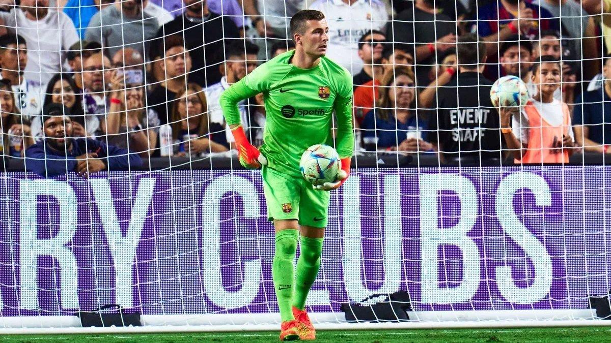 Barcelona, Inaki Pena'nın sözleşmesini uzatıyor