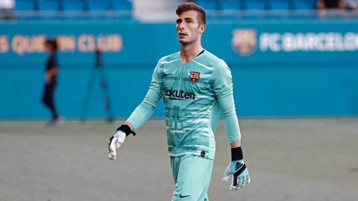 Barcelona, Inaki Pena'nın sözleşmesini uzatıyor