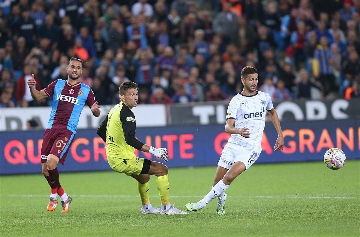 Yusuf Yazıcı, Trabzonspor'daki ikinci dönemine kötü başladı