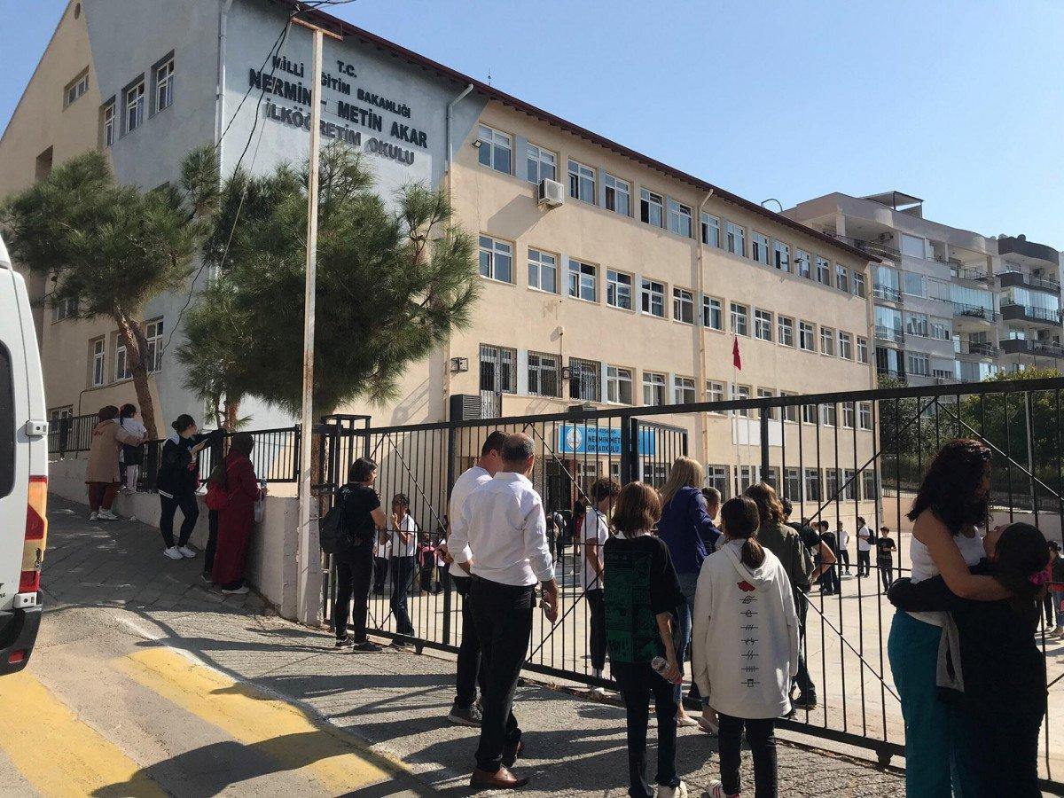 Kuşadası açıklarında deprem