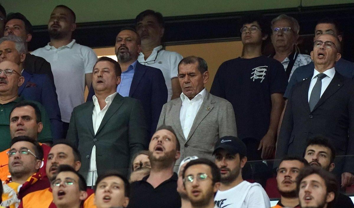 Galatasaray yönetimi yabancı hoca arıyor