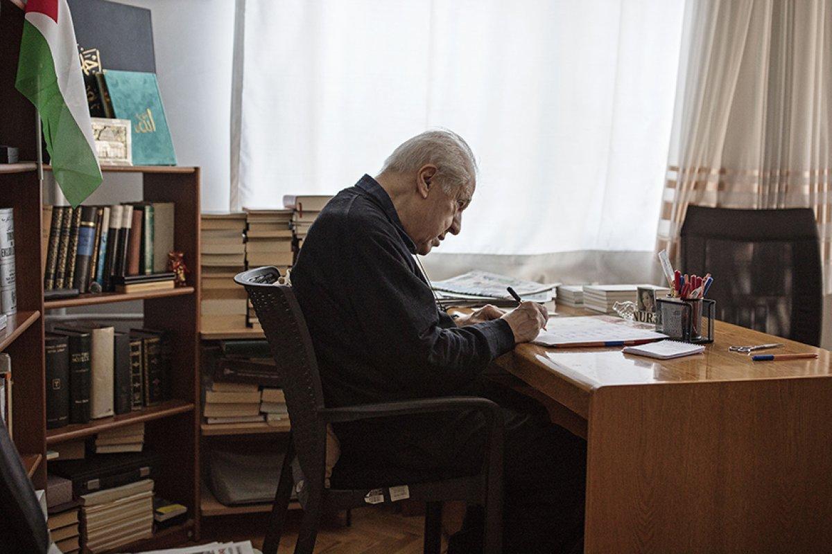 Kudüs'ten güç alan devrimci şair: Nuri Pakdil