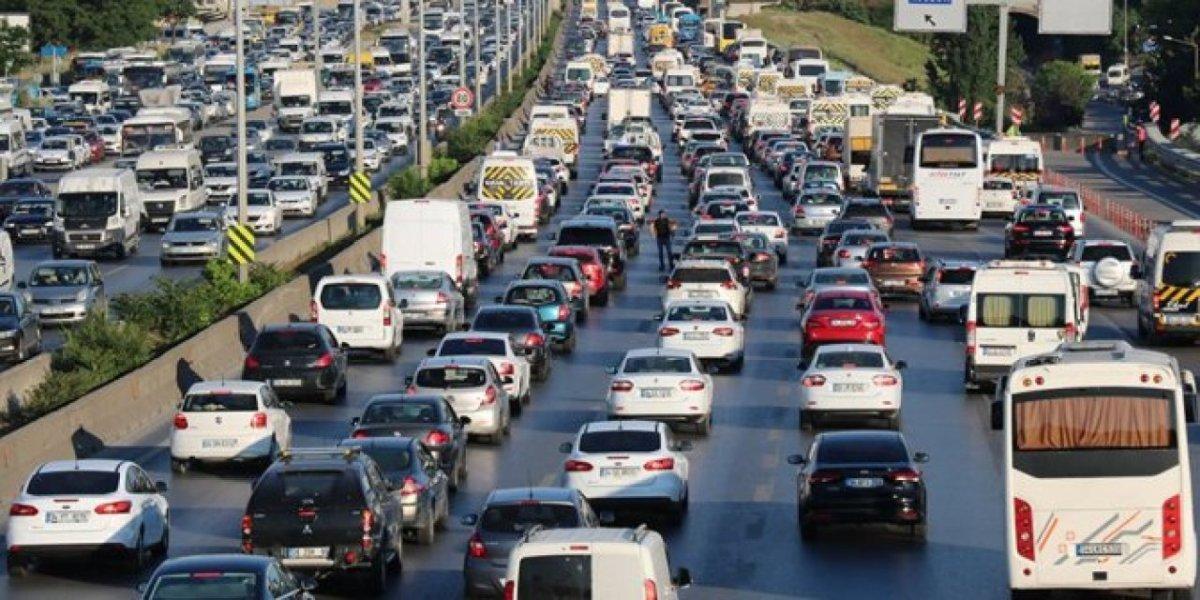 19 Ekim 2022 trafik yoğunluğu nasıl? Hangi yollar kapalı? İBB trafik yoğunluk haritası!