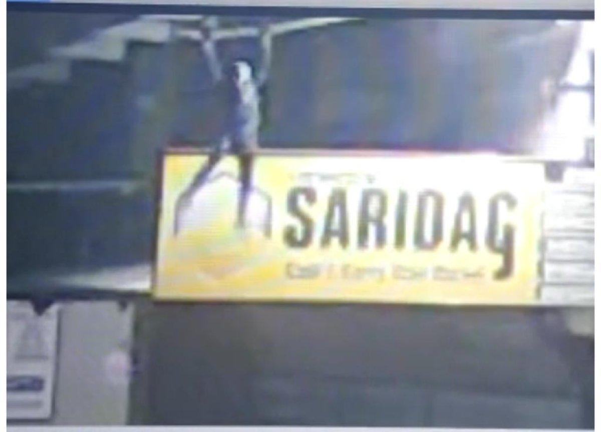 Adana'daki hırsızın macera dolu soygunu kamerada