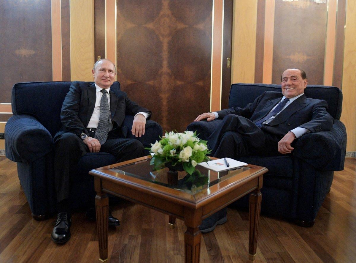 Silvio Berlusconi'nin Vladimir Putin'le ilgili sözleri tartışılıyor