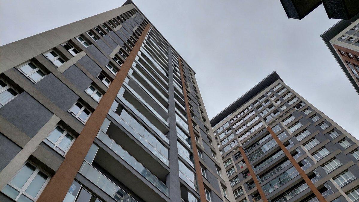 Gaziosmanpaşa'da, yabancı uyruklu gibi girdikleri sitede hırsızlık yaptılar