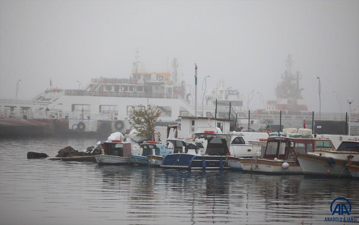 Çanakkale Boğazı yoğun sis nedeniyle kapatıldı