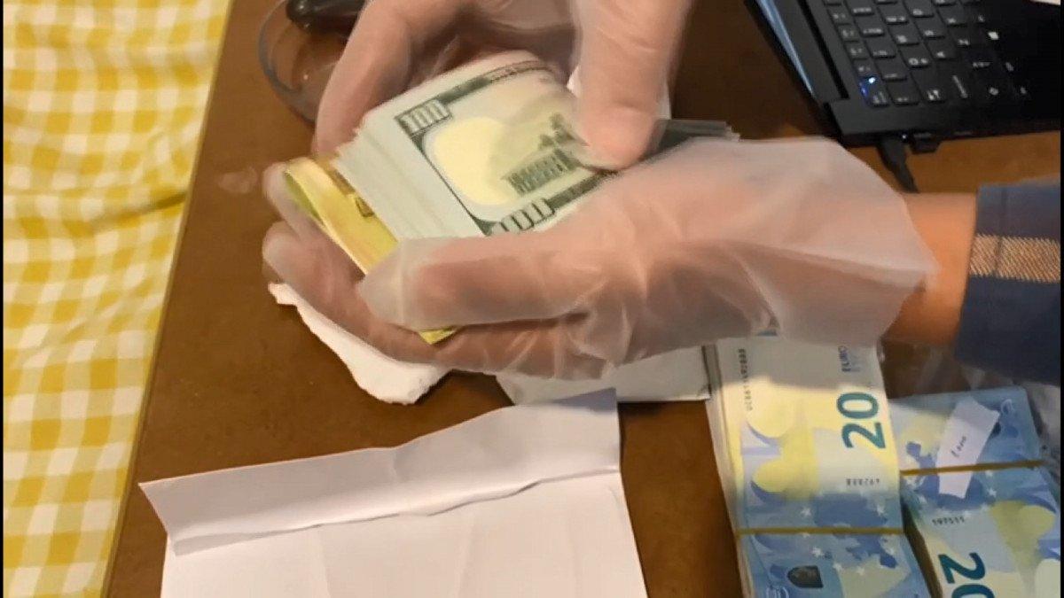 FETÖ’nün finans yapılanmasına operasyon: Milyonlarca lira ele geçirildi