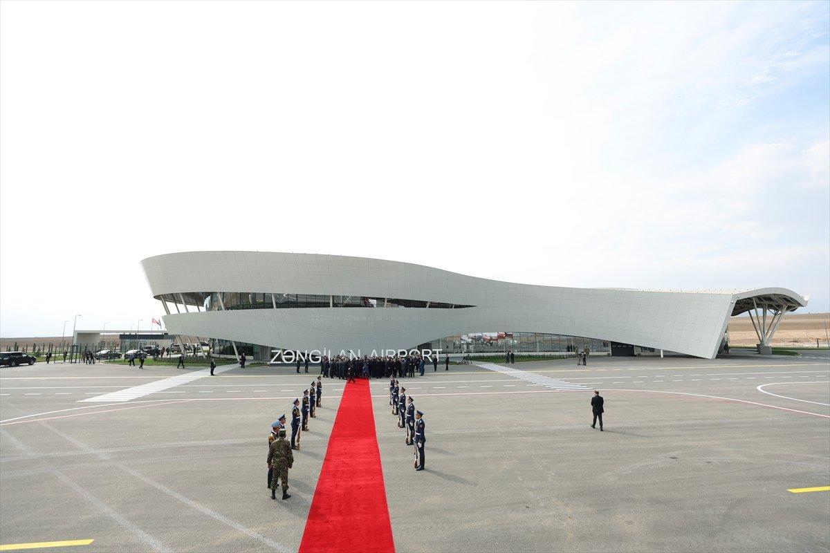 Cumhurbaşkanı Erdoğan ve Aliyev, Zengilan Havalimanı'nın açılışını yaptı