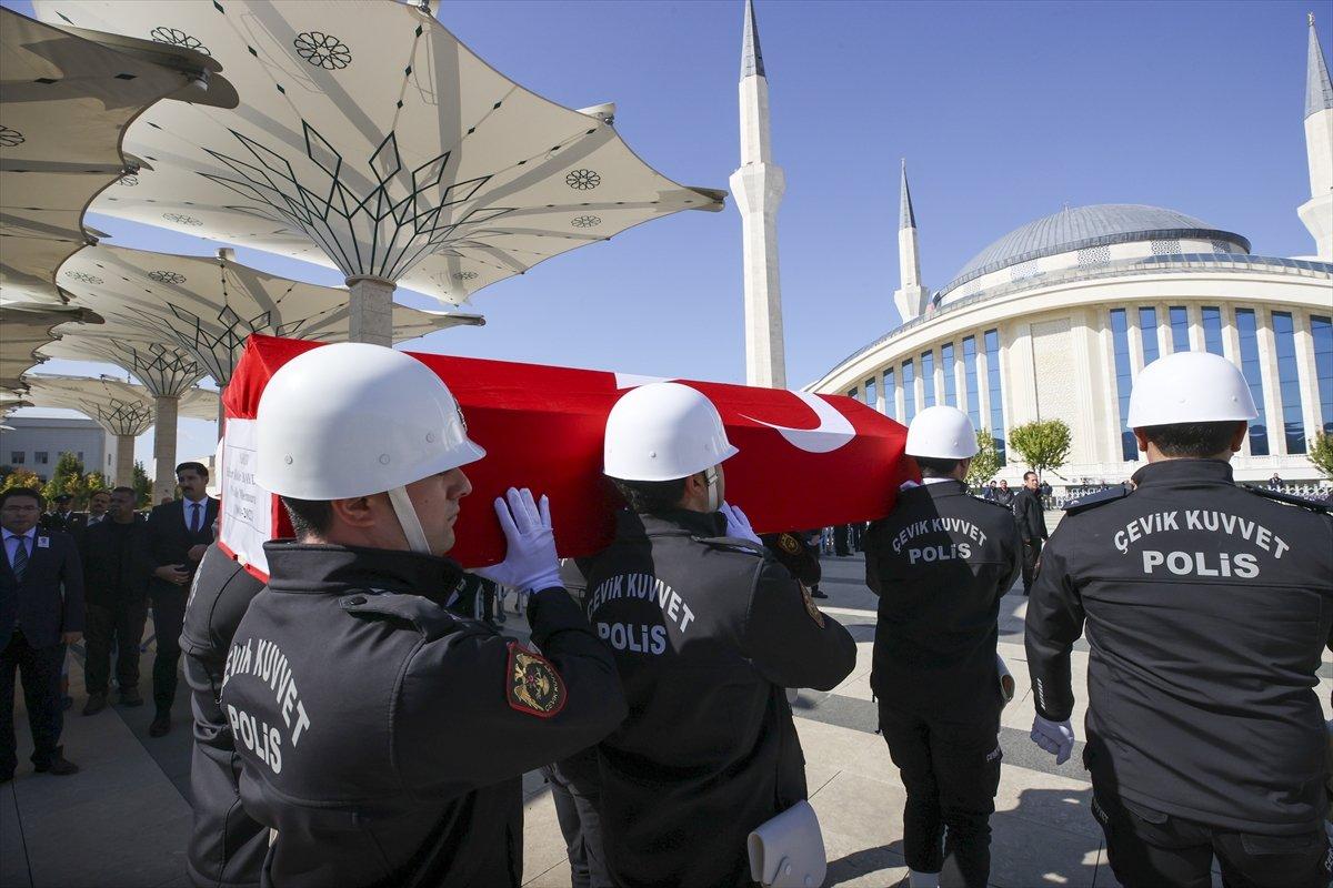 Şehit polis memuru Hızır Bekir Baybörü son yolculuğuna uğurlandı