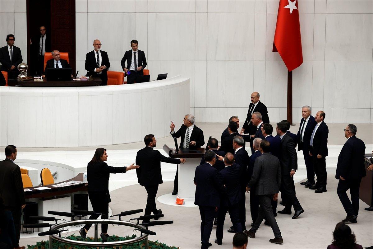 TBMM Genel Kurulu'nda 'vicdansız' tartışması yaşandı