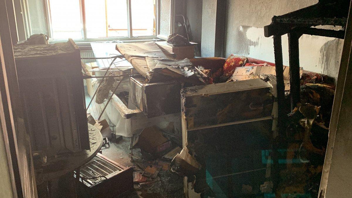 Beyoğlu'nda apartman dairesinde yangın