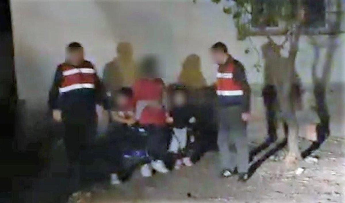 Denizli'de öz annelerinin kaçırdığı çocuklar babalarına teslim edildi