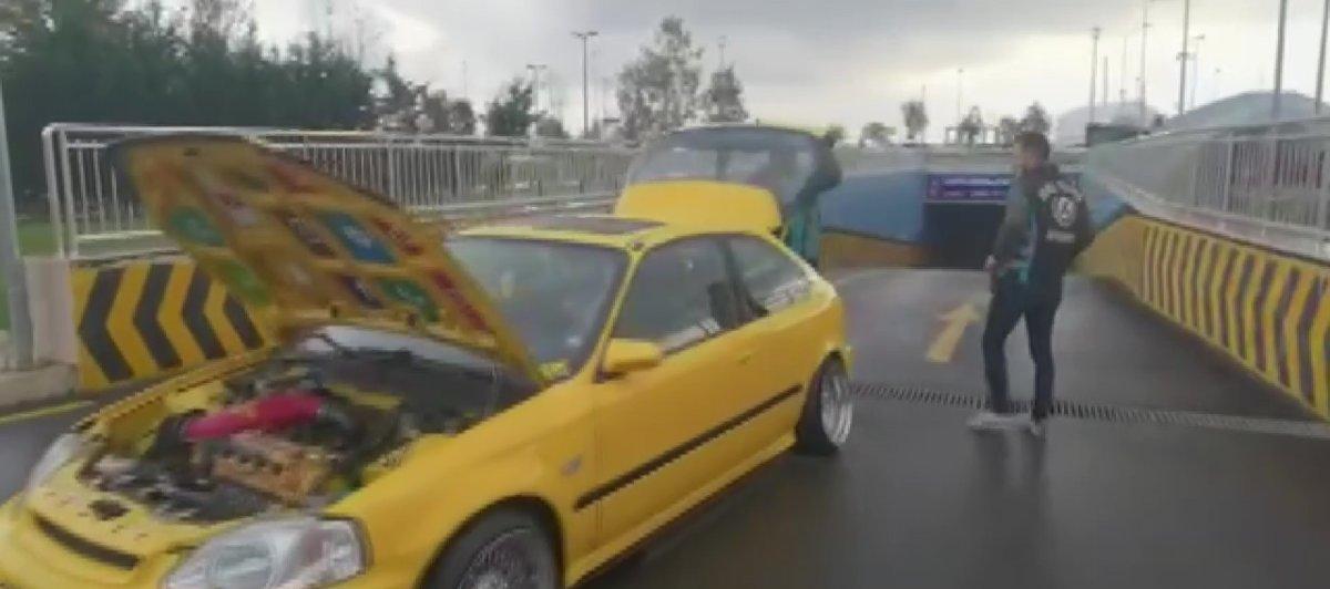 Pendik'te direksiyonu çıkararak yolculuk yapan sürücüye ceza