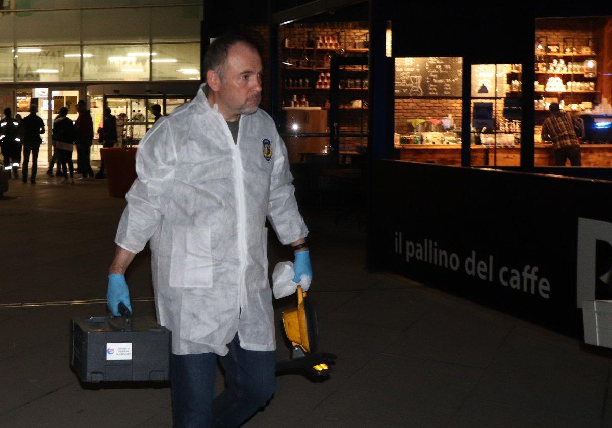 Denizli'de AVM'nin 3'üncü katından düşen kadın kurtarılamadı