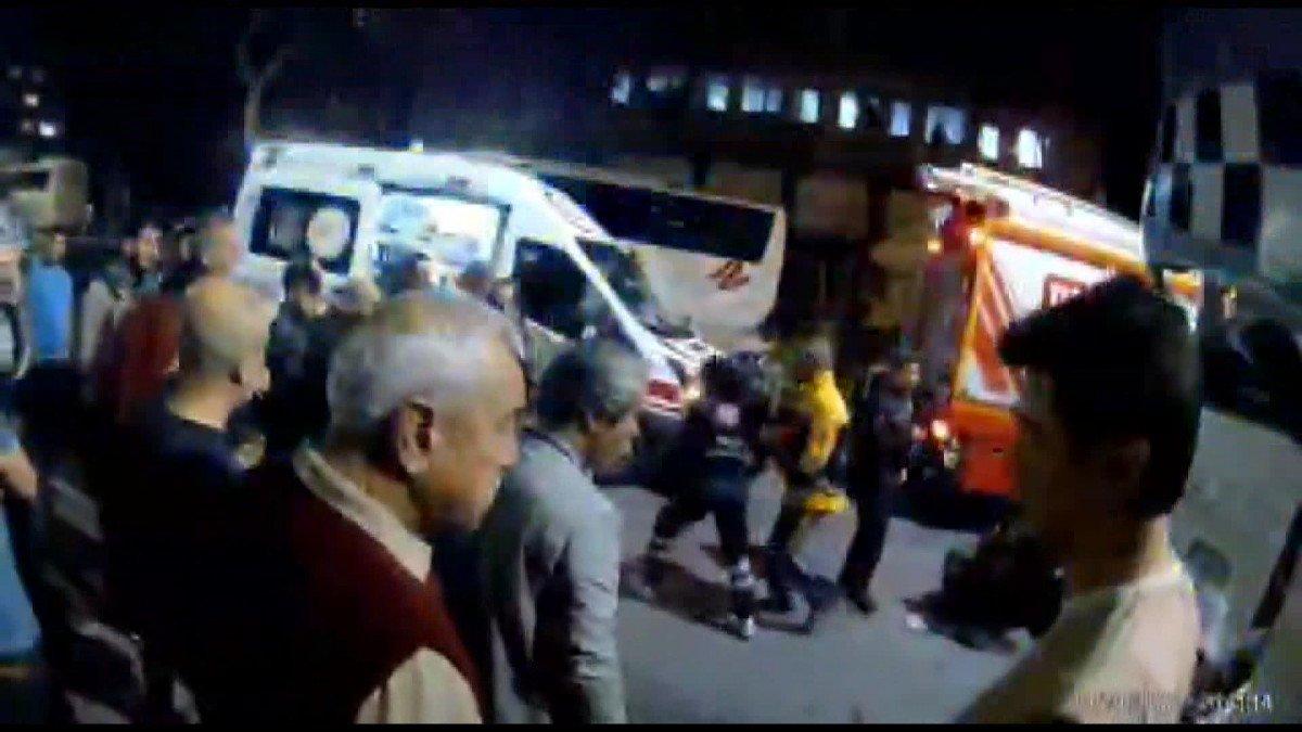 Bayrampaşa’da motosikletin çarptığı kadın, midibüsün altına girdi