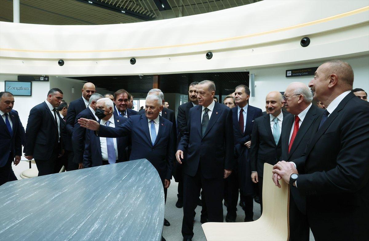 Cumhurbaşkanı Erdoğan ve Aliyev, Zengilan Havalimanı'nın açılışını yaptı