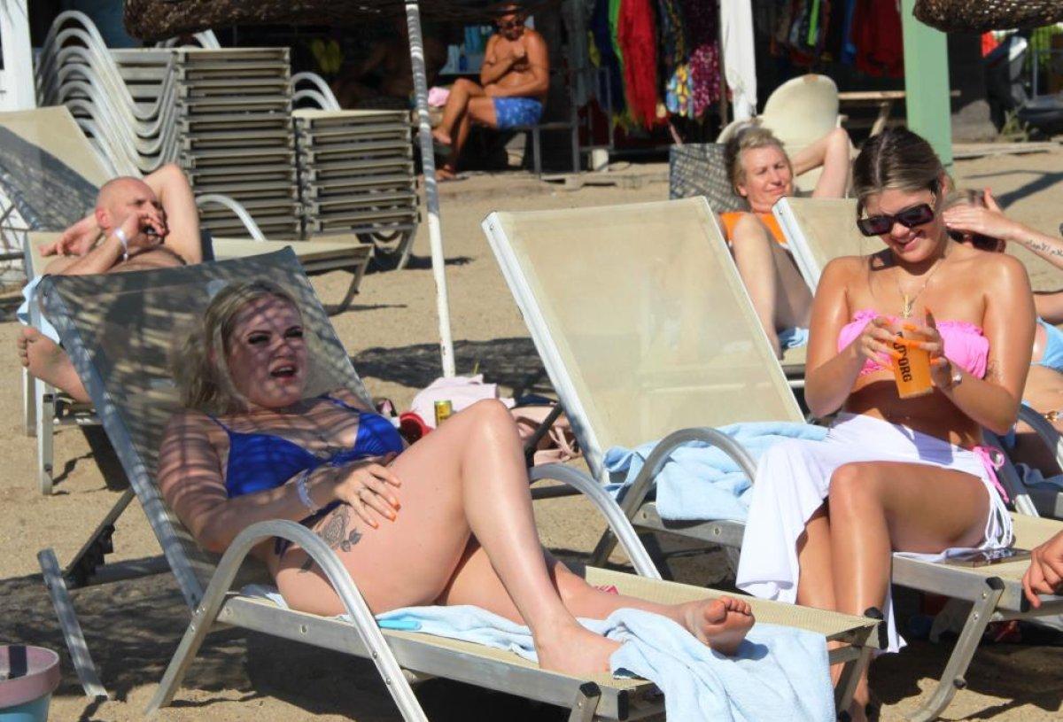 Bodrum'da turistlerin tatil keyfi devam ediyor