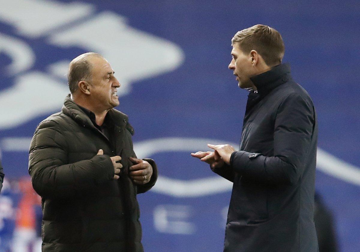 Aston Villa, Steven Gerrard'ı kovdu