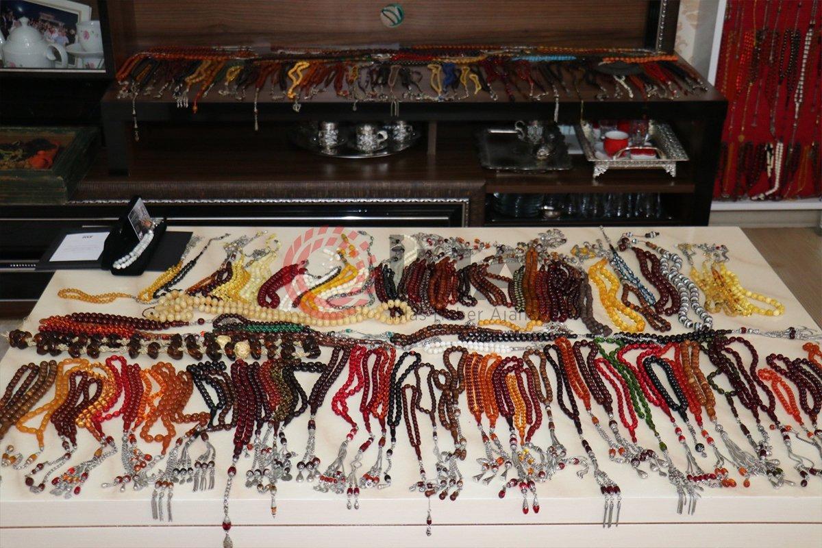 Piyasa değeri bir milyonun üzerinde olan tespih koleksiyonu