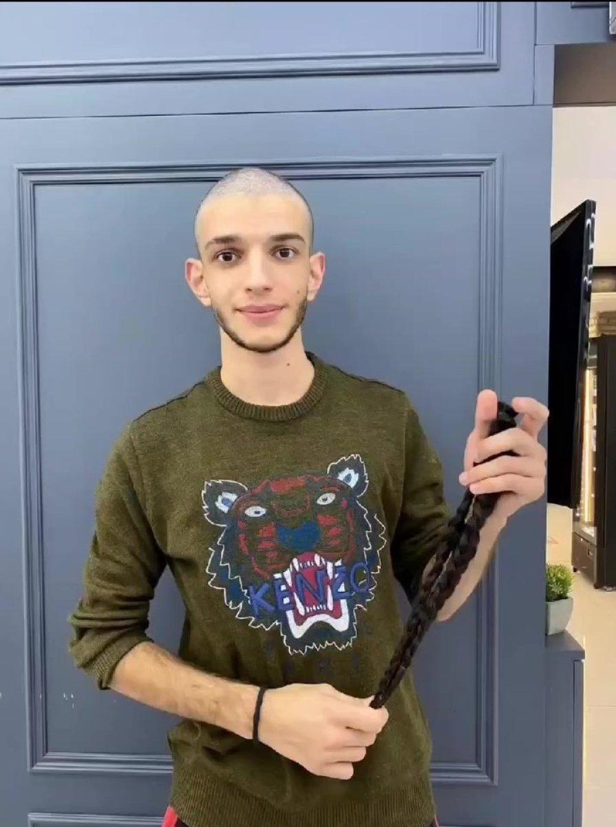 Samsun'daki genç, saçlarını lösemili çocuklara bağışladı