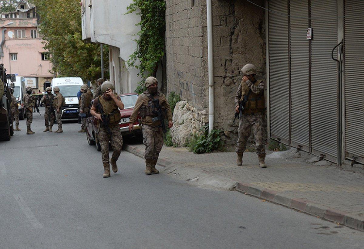 Kahramanmaraş'ta polise saldırı