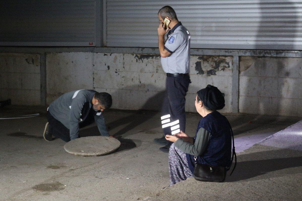 Antalya'da, evladını kanalizasyonda arayan aile yanmış ceset buldu