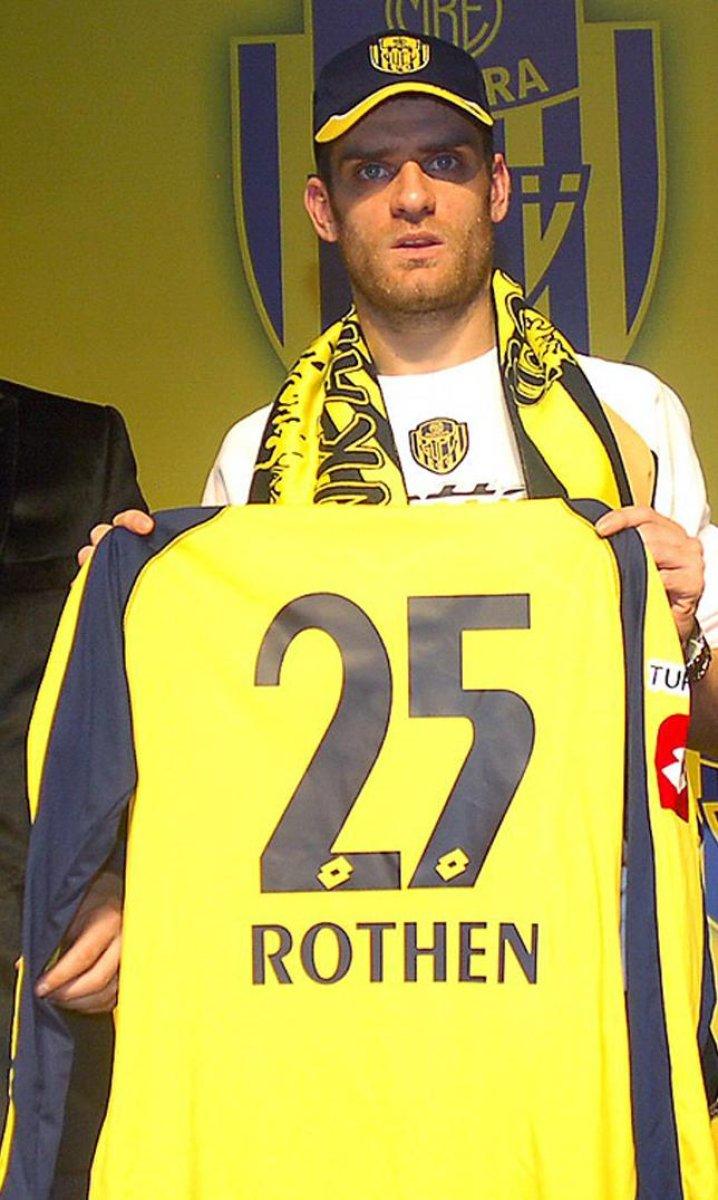 Karim Benzema'dan Ankaragücü'nün eski futbolcusuna gönderme