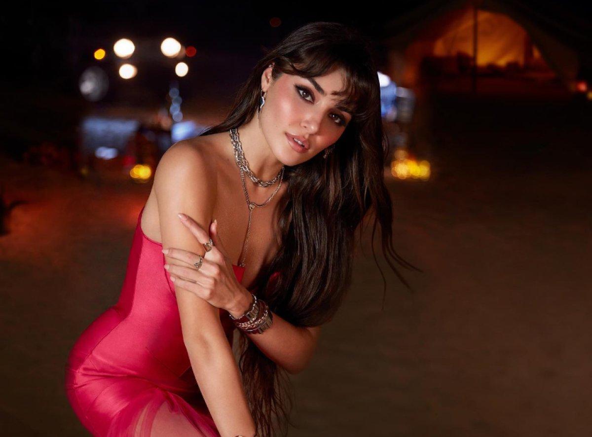 Hande Erçel kaşsız fotoğrafıyla görenleri şaşırttı