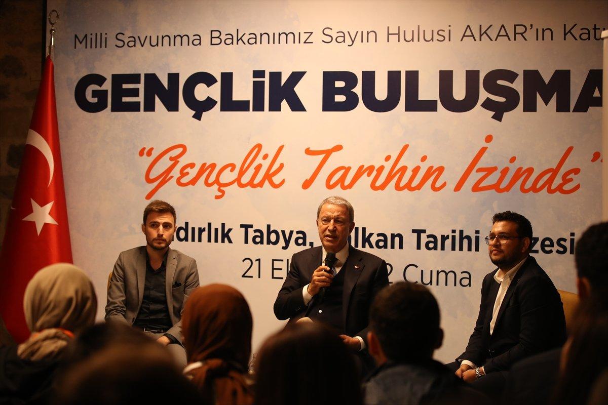 Hulusi Akar: Türkiye'nin bekası için uçak da tank da yapacağız