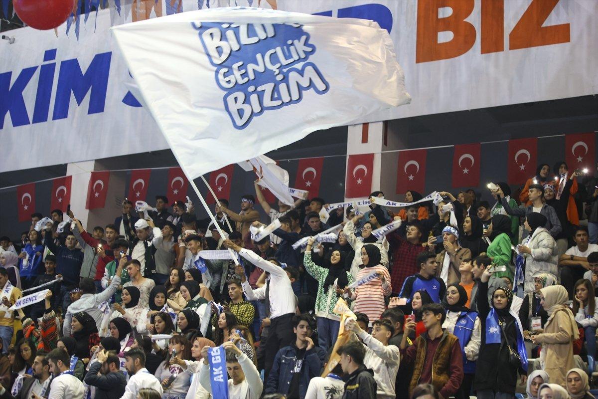 Cumhurbaşkanı Erdoğan, Malatya'da gençlerle buluştu