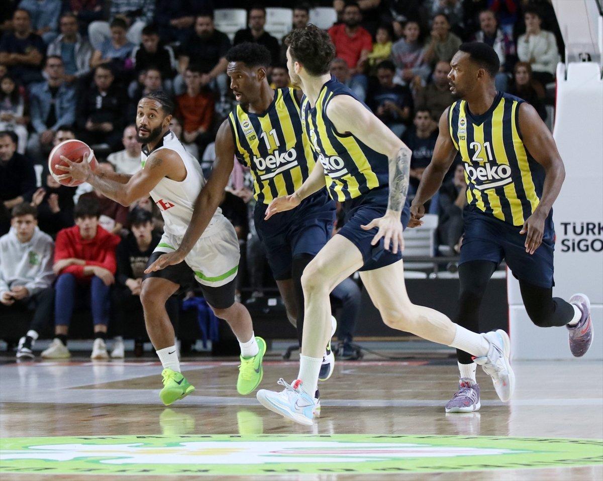 Fenerbahçe, Manisa BB'yi farklı geçti