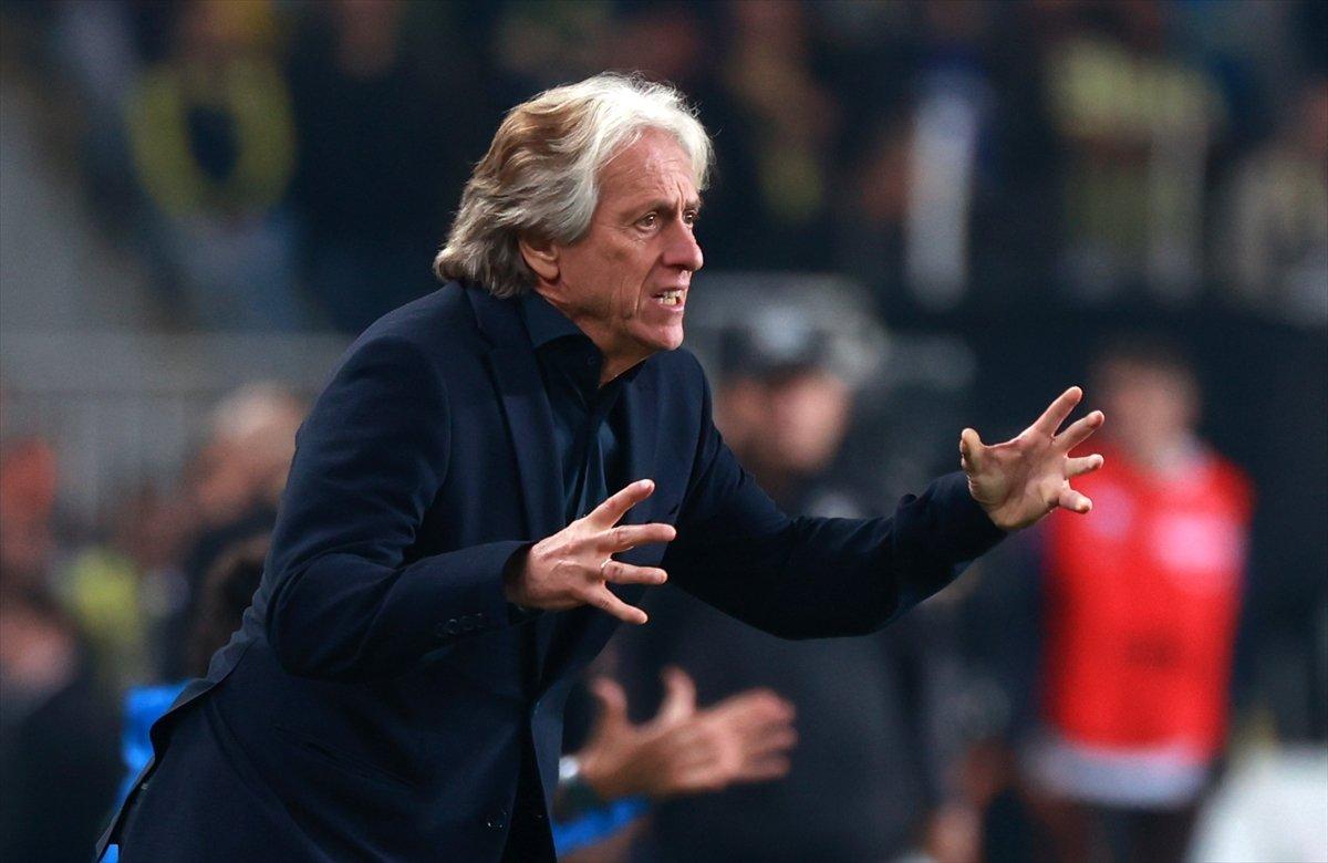 Fenerbahçe, Başakşehir'i mağlup etti