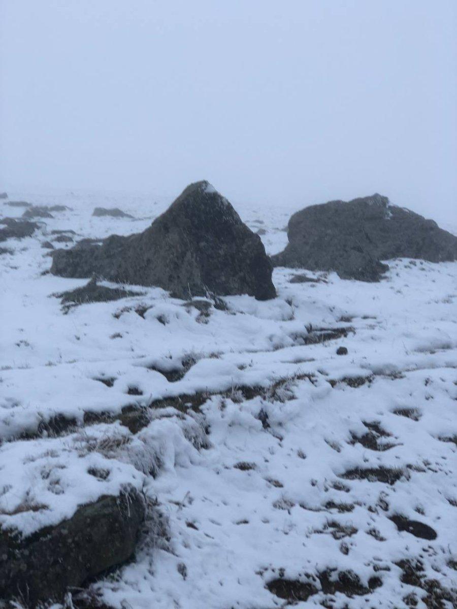 Baybur'ta kar yağdı