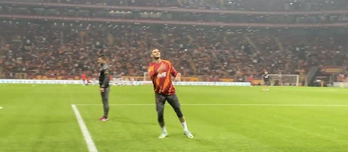 Mauro Icardi, maç öncesi üçlü çektirdi