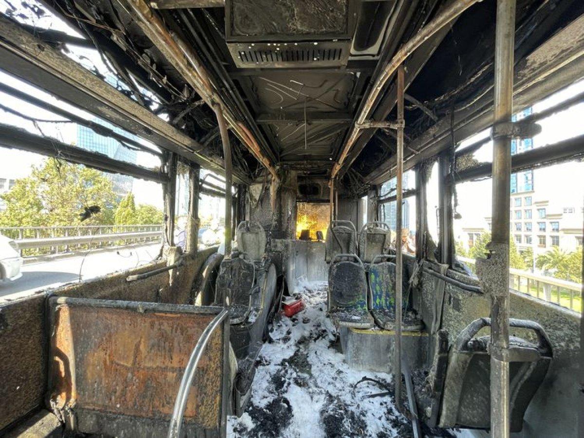 Beşiktaş'ta İETT otobüsünde korkutan yangın