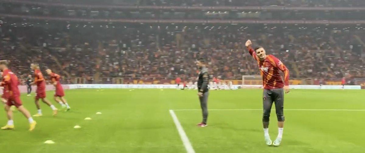 Mauro Icardi, maç öncesi üçlü çektirdi