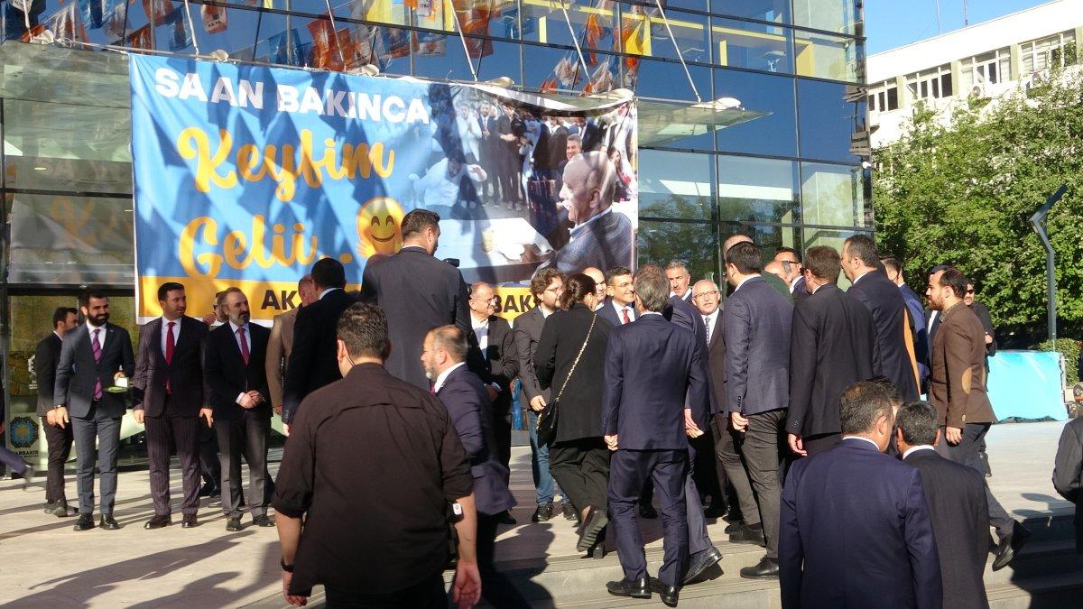 Cumhurbaşkanı Erdoğan, ilk kez oy kullanacak gençlerle bir arada