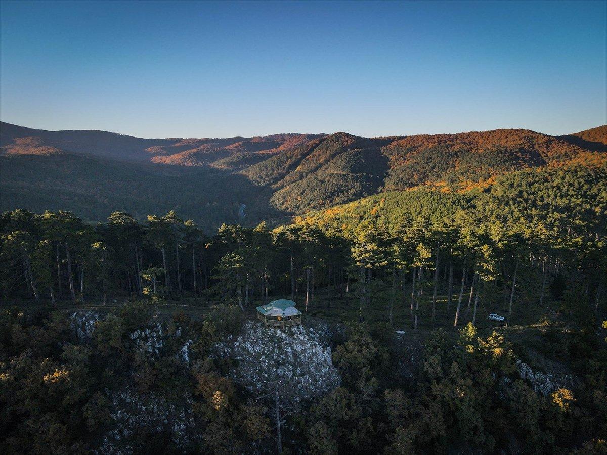 Domaniç Dağları sonbaharın renklerine büründü