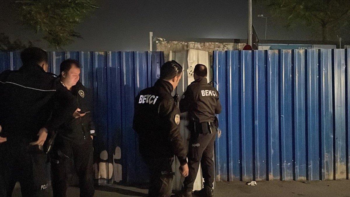 Fatih’te şantiye alanında, erkek cesedi bulundu