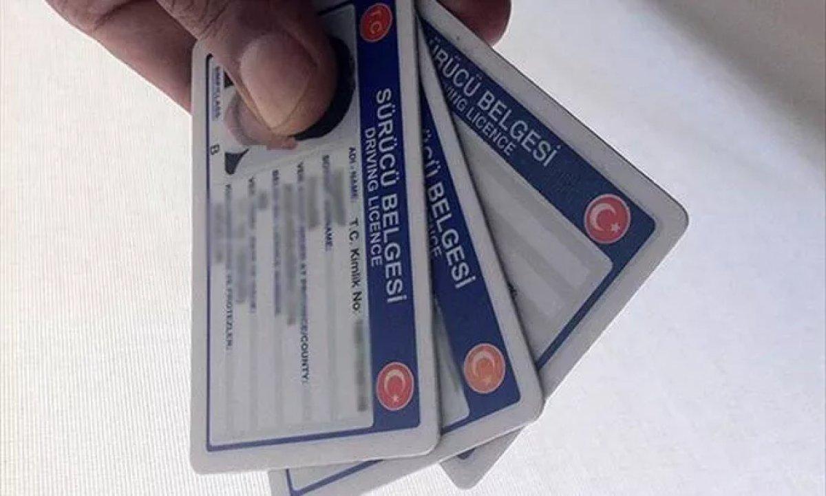Ehliyet yenileme süresi ne zaman bitecek? Ücreti ne kadar? Sürücü belgesi yenileme randevu ekranı!