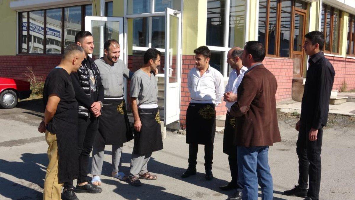 Van'da boğulan müşterinin imdadına işletme sahibi yetişti