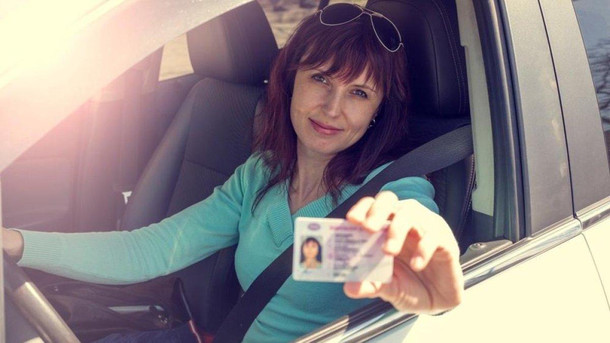 Ehliyet yenileme süresi ne zaman bitecek? Ücreti ne kadar? Sürücü belgesi yenileme randevu ekranı!