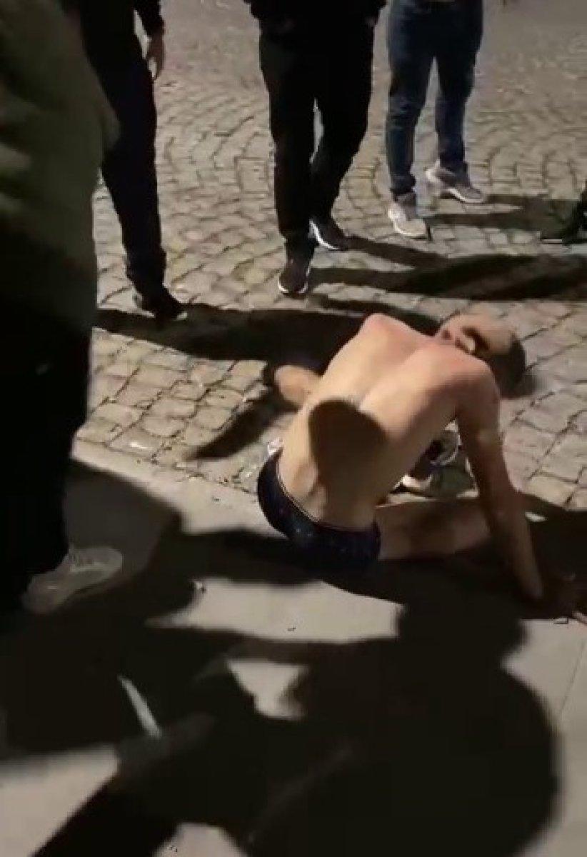 Adana'da bir kişi mesaj attığı kızın erkek kardeşleri tarafından öldüresiye dövüldü