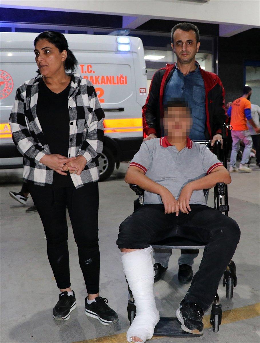 Manisa'da öğretmen, öğrencisini darbetti: Bacağında 2 kırık var