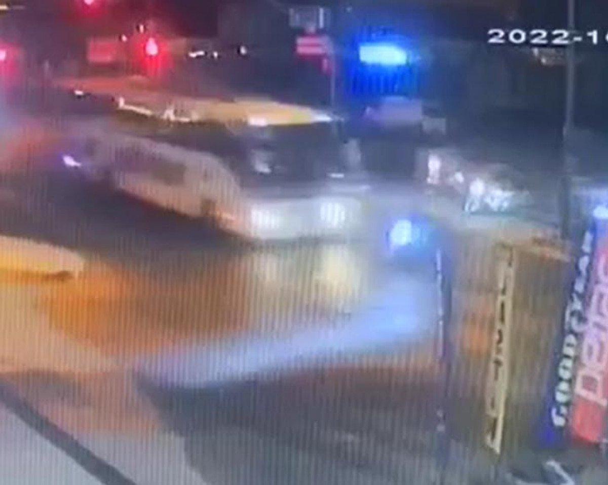 Kocaeli'de otobüsle çarpışan motosikletlinin öldüğü kaza kamerada