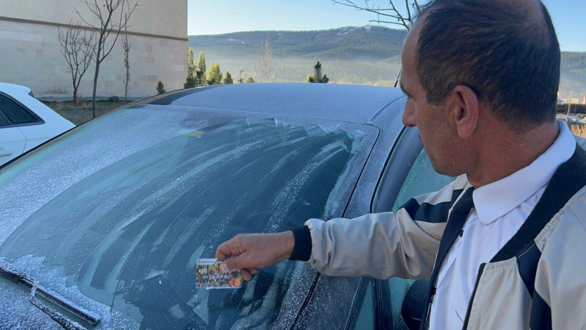 Kars'ta hava sıcaklığı eksi 8 dereceyi gördü