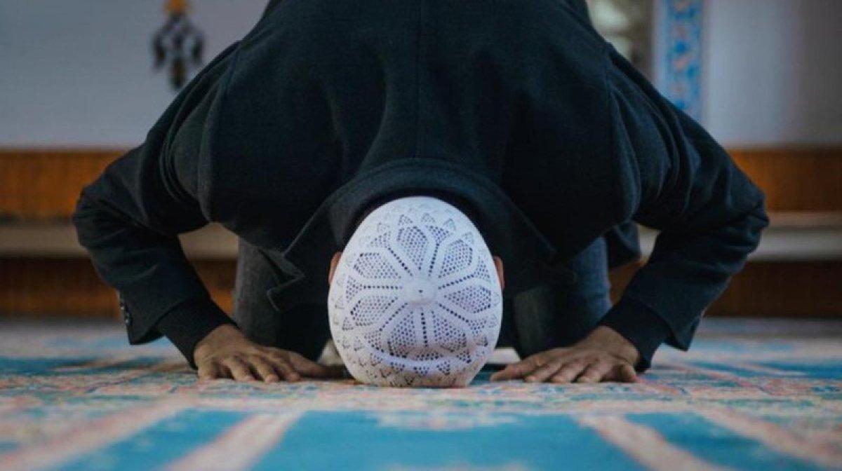 Güneş tutulmasında hangi namaz kılınır? Küsuf namazı nasıl kılınır, kaç rekattır?