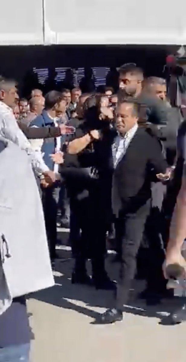 CHP'liler Tuzla Belediye Başkanı Şadi Yazıcı'ya saldırdı