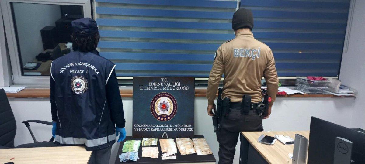 Edirne'de bir göçmen kaçakçısı polis denetimine takıldı